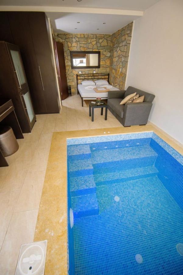 Stone Suites Пефкохори Экстерьер фото